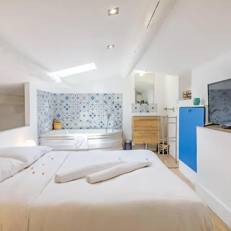 Confortable T3, Classe 4*, Climatise Au Panier Marseille
